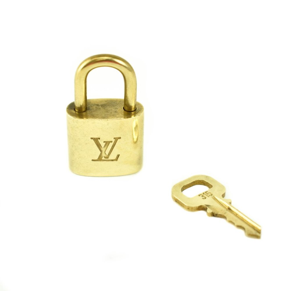 LOUIS VUITTON Gold LV Logo Padlock #315 (si) - Picture 1 of 5